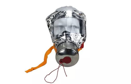 浓烟中笑对意外，乐观情侣的防火一课