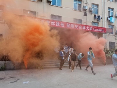 消防连接你我他，安全同行靠大家——动力与机械学院2021级11月消防演练侧记